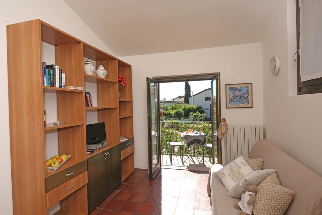 Residence Il Melograno Manerba del Garda Exterior foto